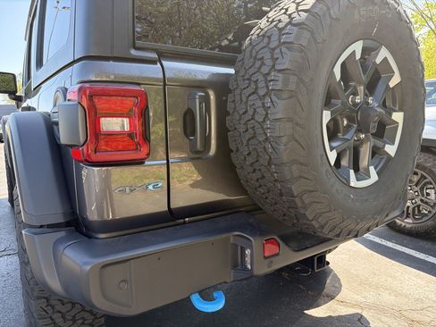 Certified 2025 Jeep Wrangler Unlimited Rubicon 4xe w/ Safety Group image 11