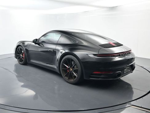 Used 2024 Porsche 911 Carrera S image 3