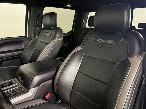 Used 2018 Ford F150 Raptor w/ Equipment Group 802A Luxury AWD/4WD image 6