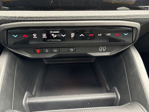 New 2026 Jeep Cherokee Laredo AWD/4WD image 22