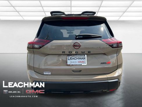 Used 2025 Nissan Rogue Rock Creek w/ Rock Creek Premium Package AWD/4WD image 5
