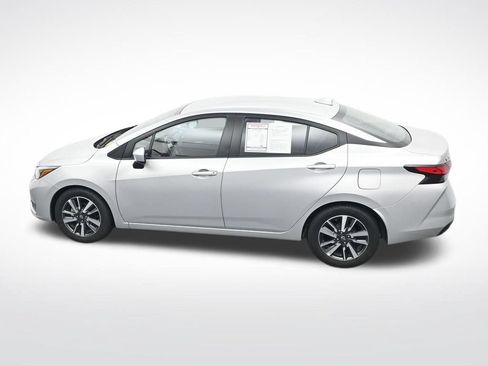 Used 2025 Nissan Versa SV FWD image 28