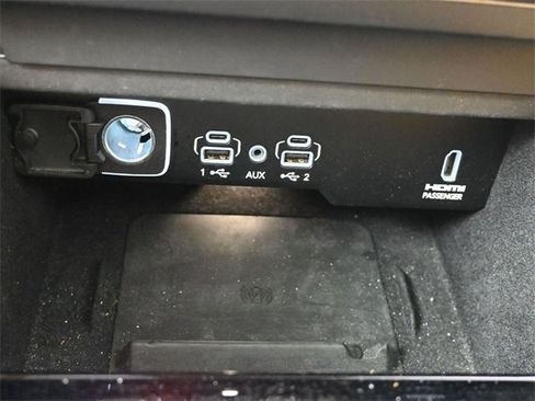 Used 2022 Jeep Grand Wagoneer Series III image 21