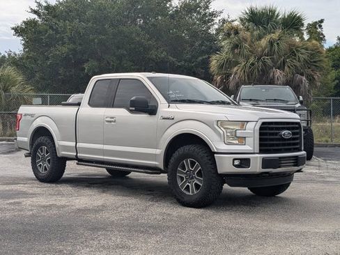 Used 2015 Ford F150 XLT w/ Equipment Group 302A Luxury AWD/4WD image 3