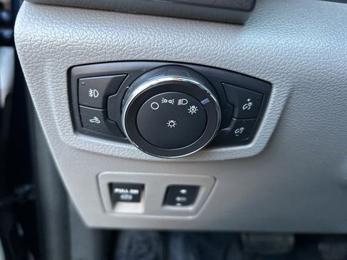 Used 2018 Ford F150 XLT w/ Equipment Group 302A Luxury image 21