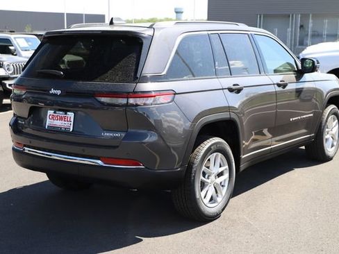 New 2026 Jeep Grand Cherokee Laredo X AWD/4WD image 5