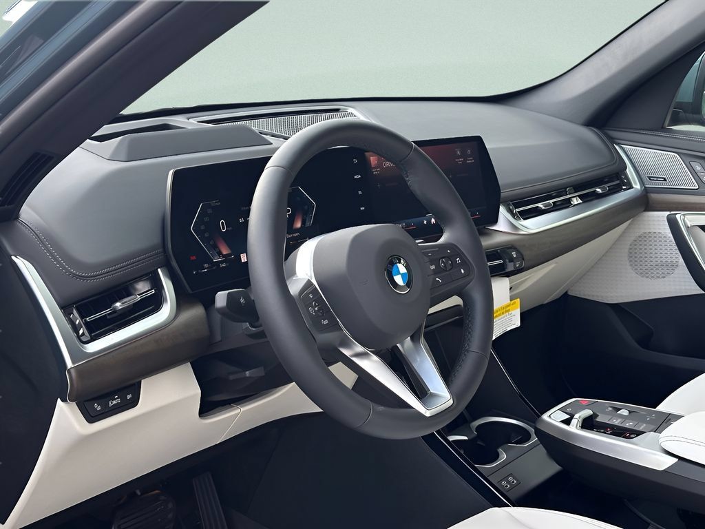 New 2026 BMW X1 xDrive28i w/ Technology Package AWD/4WD image 9