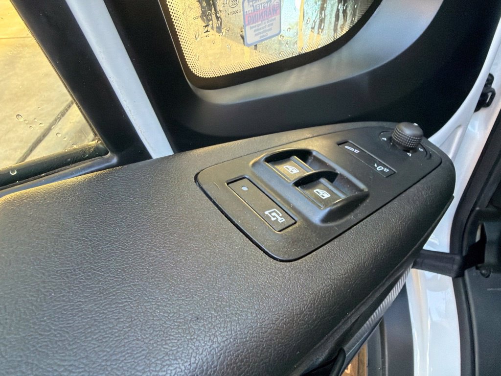 Used 2025 RAM ProMaster 2500 w/ Convenience Group FWD image 37