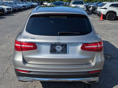 Used 2019 Mercedes-Benz GLC 300 4MATIC image 8