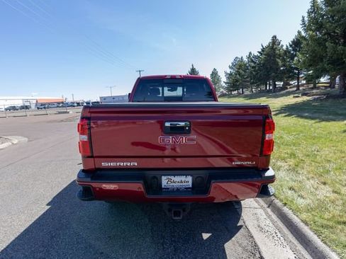 Used 2018 GMC Sierra 2500 Denali AWD/4WD image 6