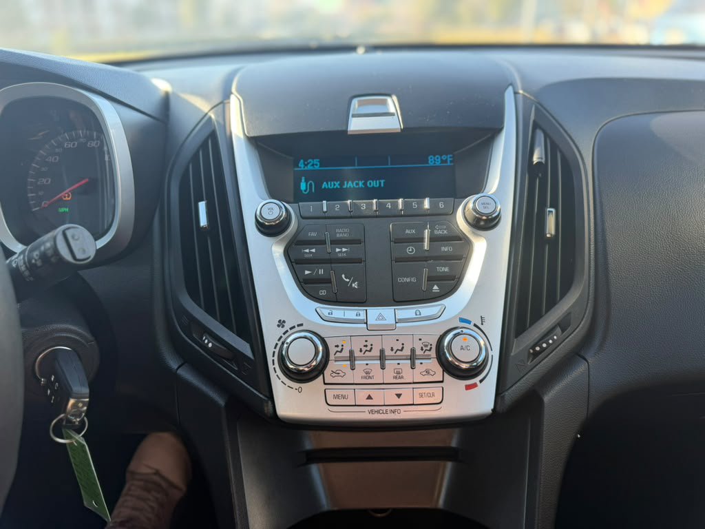 Used 2015 Chevrolet Equinox LS FWD image 14