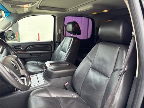 Used 2010 GMC Yukon Denali image 13