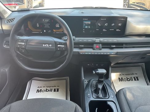 Used 2025 Kia K4 FWD image 10