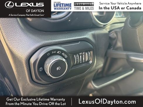 Used 2021 Jeep Wrangler Unlimited Sahara image 13