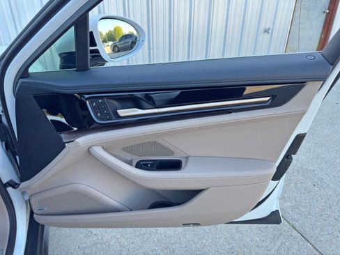 Used 2024 Porsche Panamera 4 image 48