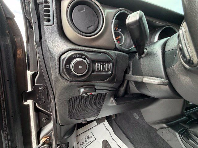 Used 2020 Jeep Wrangler Unlimited Sport S AWD/4WD image 16