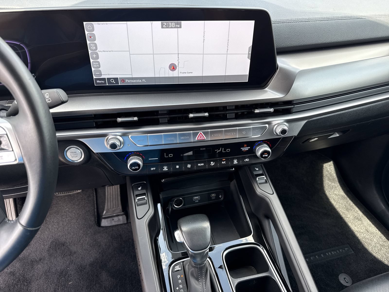 Used 2024 Kia Telluride S w/ S Sunroof Package FWD image 32