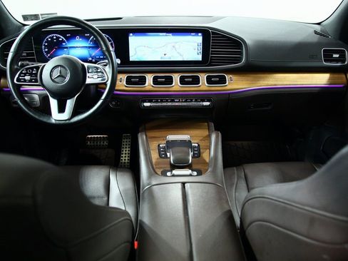 Used 2023 Mercedes-Benz GLS 450 4MATIC image 5