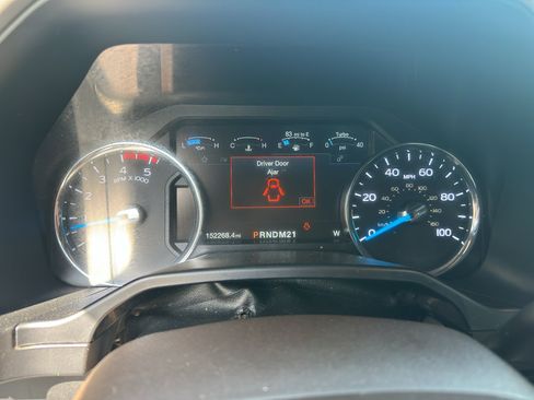 Used 2017 Ford F250 King Ranch w/ FX4 Off-Road Package AWD/4WD image 19