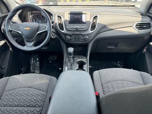 Used 2024 Chevrolet Equinox LT w/ LPO, Floor Liner Package FWD image 11