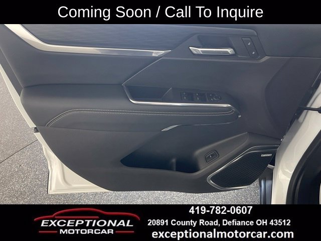 Used 2025 GMC Acadia Elevation w/ Elevation Premium Package FWD image 34