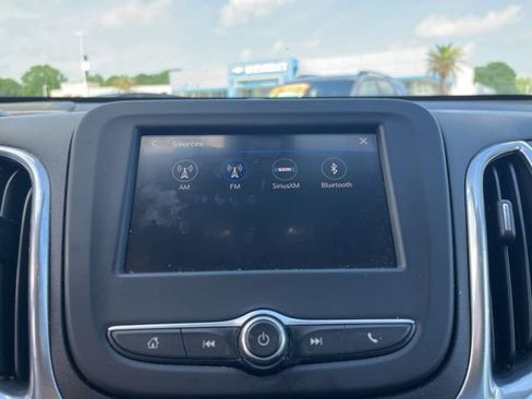 Used 2020 Chevrolet Equinox LT image 24