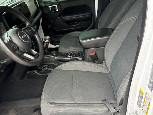 Used 2024 Jeep Wrangler Sport image 14