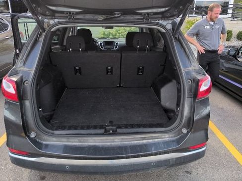 Used 2019 Chevrolet Equinox LT AWD/4WD image 9