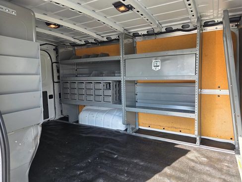 Used 2021 Nissan NV 3500 SV image 15