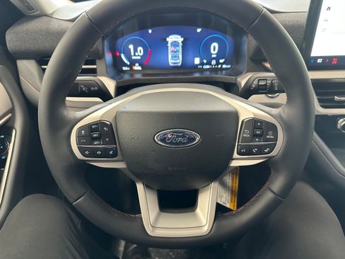New 2026 Ford Explorer Active w/ Active Comfort Package image 55