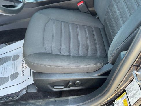 Used 2020 Ford Fusion SE AWD/4WD image 26