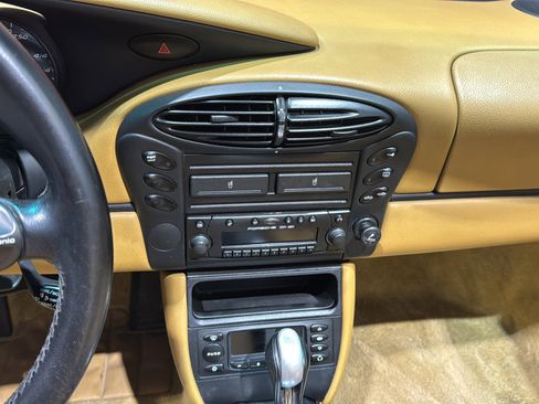 Used 2002 Porsche Boxster image 13