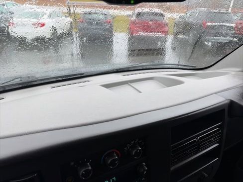 Used 2014 Chevrolet Express 3500 LS image 17