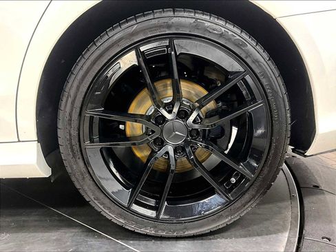 Used 2022 Mercedes-Benz E 350 Sedan image 14