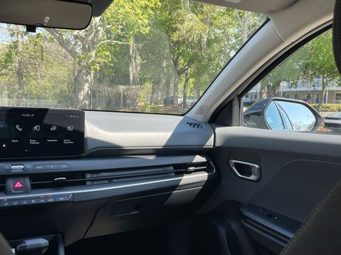 Used 2025 Kia K4 LXS image 34