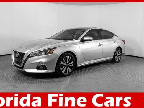 Used 2019 Nissan Altima 2.5 SL image 1