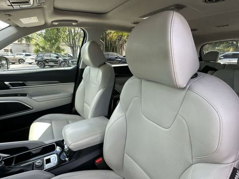 Certified 2022 Kia Telluride S FWD image 21