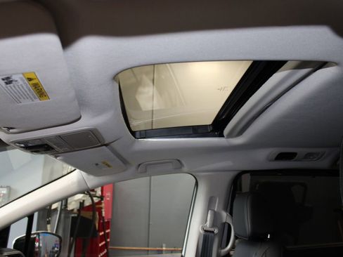 Used 2025 Honda Odyssey EX-L image 40
