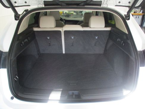 Used 2023 Buick Envision Essence image 13