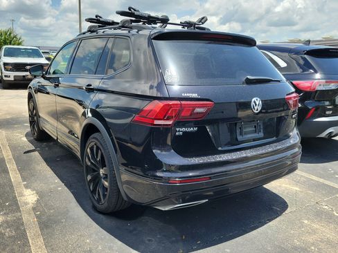 Used 2021 Volkswagen Tiguan SE R-Line AWD/4WD image 4