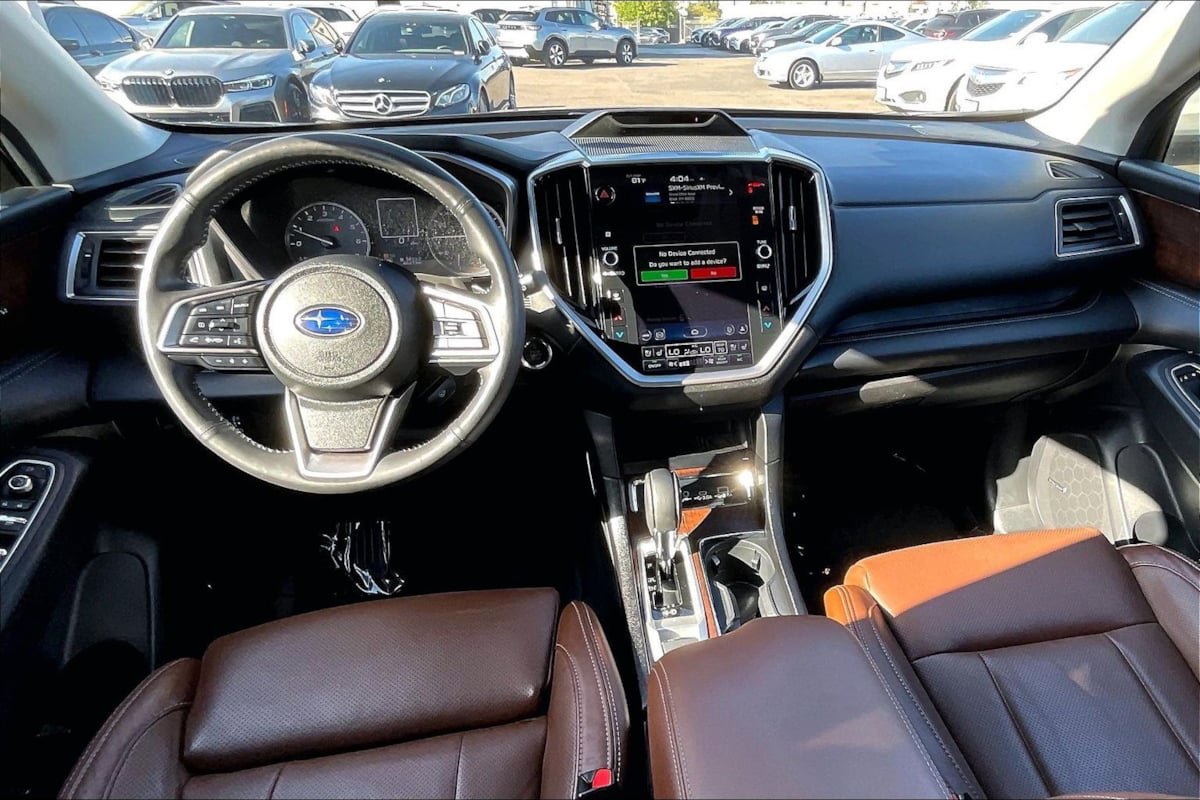 Used 2023 Subaru Ascent Touring AWD/4WD image 12