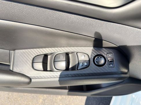 Used 2022 Nissan Altima 2.5 S FWD image 35