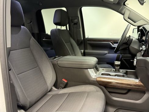 New 2025 GMC Sierra 1500 Elevation w/ Preferred Package image 16