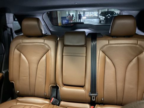 Used 2023 Lincoln Nautilus Reserve image 25