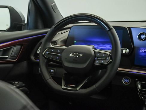 Used 2024 Chevrolet Traverse RS w/ LPO, Cargo Package FWD image 12