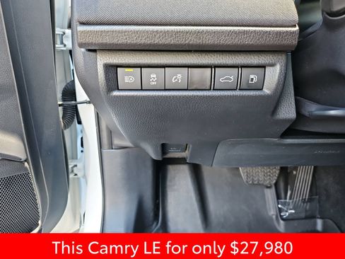 Used 2025 Toyota Camry LE FWD image 25