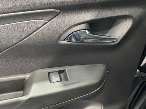 Used 2023 Chevrolet Bolt LT image 18