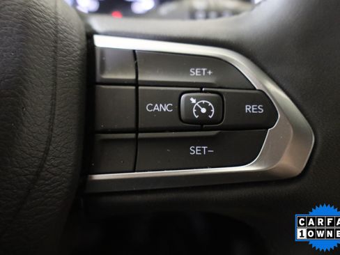 Used 2024 Jeep Compass Latitude AWD/4WD image 27