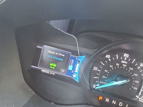 Used 2017 Ford Fusion Energi SE image 19