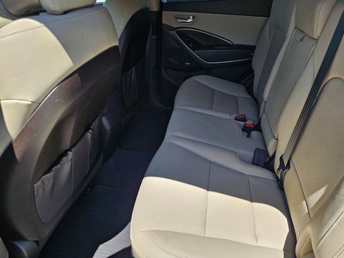 Used 2018 Hyundai Santa Fe Sport FWD image 20